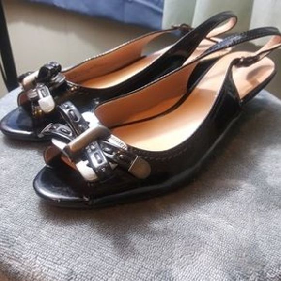Aigner Peep Toe Slingback - Picture 3 of 6